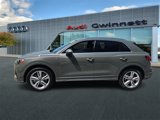 Used 2022 Audi Q3 2.0T Premium w/ Convenience Package image 2