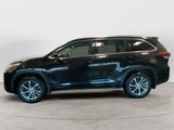 Used 2018 Toyota Highlander XLE image 2