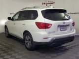 Used 2019 Nissan Pathfinder SV image 4