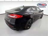 Used 2020 Ford Fusion SE image 2