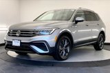 Certified 2022 Volkswagen Tiguan SE image 2
