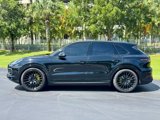 Used 2019 Porsche Cayenne image 3