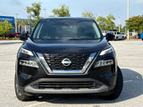 Used 2023 Nissan Rogue SV image 2