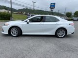 Used 2020 Toyota Camry XLE image 2