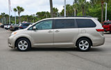 Used 2017 Toyota Sienna LE image 5