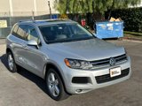 Used 2014 Volkswagen Touareg TDI image 4