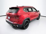 Used 2022 Volkswagen Taos SE image 5