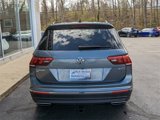 Used 2020 Volkswagen Tiguan SE w/ Panoramic Sunroof Package image 6