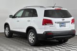 Used 2013 Kia Sorento LX w/ Convenience Pkg image 6