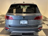 Certified 2022 Volkswagen Taos SE image 4