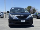 Used 2015 Toyota Sienna LE image 3