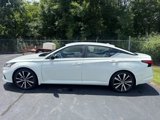 Used 2022 Nissan Altima 2.5 SR image 2