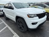 Used 2019 Jeep Grand Cherokee Laredo image 2