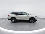 Used 2017 Honda Pilot Elite image 4