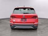 Certified 2022 Volkswagen Taos SE image 5