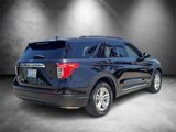 Used 2023 Ford Explorer XLT image 3