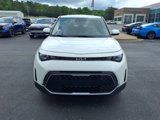 New 2025 Kia Soul LX w/ LX Technology Package image 2