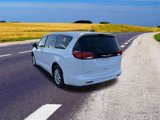 Used 2022 Chrysler Voyager LX image 3