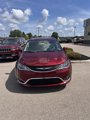 Used 2020 Chrysler Pacifica Touring image 2