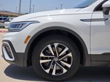 Used 2024 Volkswagen Tiguan S image 5