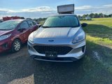 Used 2022 Ford Escape SE image 2