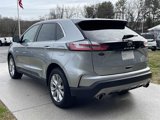 Used 2022 Ford Edge Titanium image 3