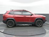 Used 2017 Jeep Cherokee Trailhawk w/ Comfort/Convenience Group image 6