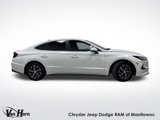 Used 2023 Hyundai Sonata Blue image 2