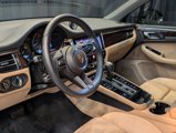 Certified 2024 Porsche Macan image 5