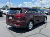 Used 2019 Kia Sorento LX image 3