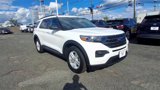 Certified 2022 Ford Explorer XLT image 2