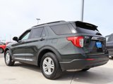Used 2022 Ford Explorer XLT image 3