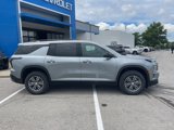 New 2025 Chevrolet Traverse LT image 2