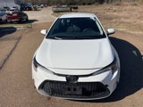 Used 2022 Toyota Corolla LE image 3