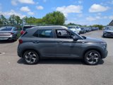 Used 2024 Hyundai Venue SEL image 2