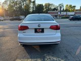 Used 2017 Volkswagen Jetta GLI image 6