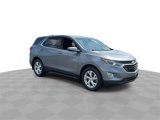 Used 2018 Chevrolet Equinox LT image 2