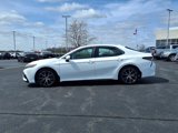 Used 2023 Toyota Camry SE image 2