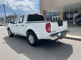 Used 2019 Nissan Frontier SV image 2