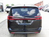 Used 2024 Chrysler Pacifica Touring-L w/ Road Tripper Package image 4