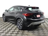 Used 2018 INFINITI QX30 Premium w/ Navigation Package image 3