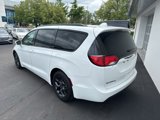 Used 2018 Chrysler Pacifica Touring-L Plus w/ S Appearance Package image 6