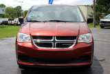 Used 2018 Dodge Grand Caravan SE w/ UConnect Hands-Free Group image 2