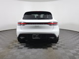 Used 2025 Porsche Macan image 6