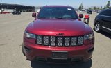 Used 2020 Jeep Grand Cherokee Altitude image 3