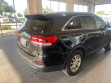 Used 2016 Kia Sorento LX image 4