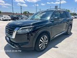 Used 2022 Nissan Pathfinder Platinum image 3