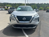 Used 2023 Nissan Rogue SV image 3