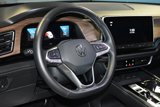 Used 2024 Volkswagen Atlas SE image 2