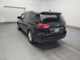 Used 2016 Kia Sedona LX image 5